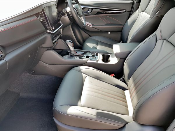 2026-Isuzu-Mu-x-30D-Onyx-XT-4x4-Auto image:6