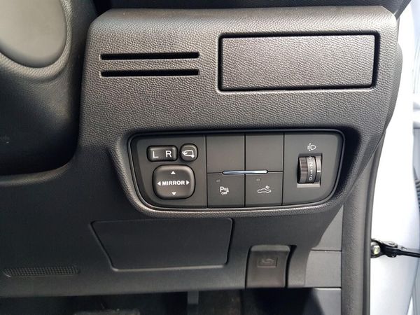 2026-Peugeot-Landtrek-19D-Allure-Double-Cab-Auto image:14