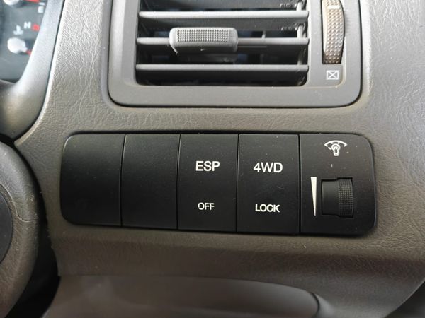2007-Hyundai-Tucson-27-V6-GLS-Auto image:11