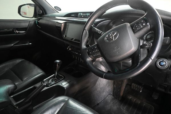 2019-Toyota-Hilux-28-GD-6-Raised-Body-Auto-Raider-Double-Cab image:9