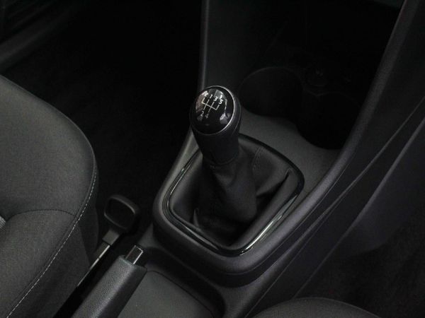 2026-Volkswagen-Polo-Vivo-14-Life image:2