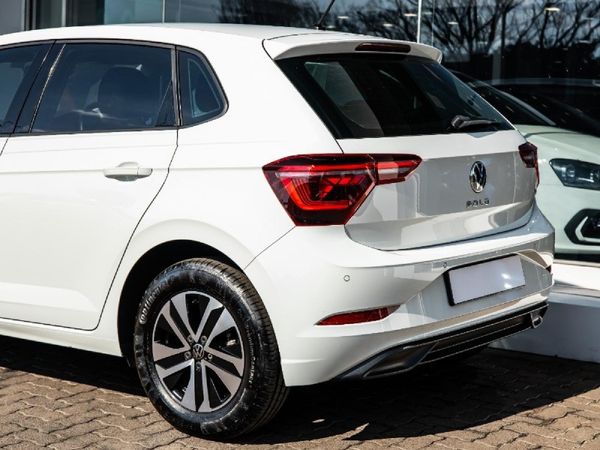 2023-Volkswagen-Polo-10-TSI-Life-Auto-DSG image:4