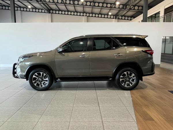 2023-Toyota-Fortuner-24-GD-6-Raised-Body-Auto image:16