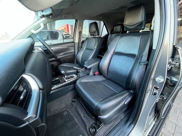 2023-Toyota-Fortuner-24-GD-6-Raised-Body-Auto image:6