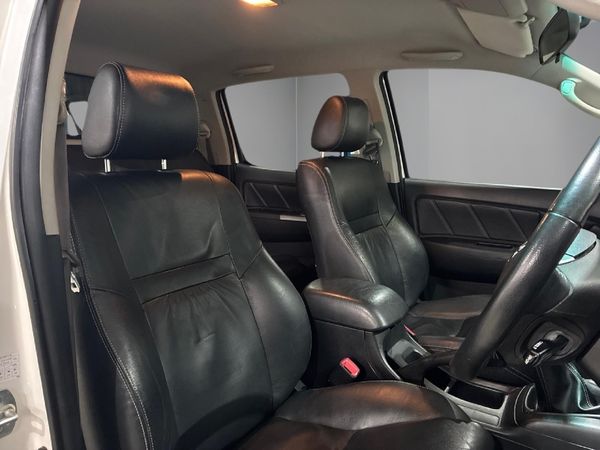 2016-Toyota-Hilux-30-D-4D-Legend-45-Raised-Body-Double-Cab image:15
