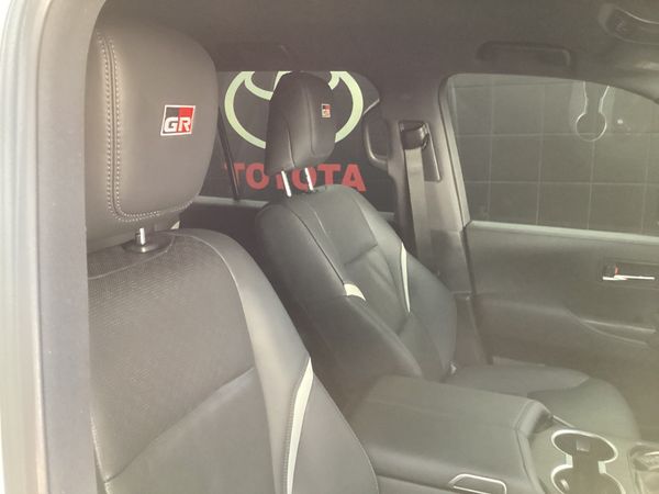 2024-Toyota-Land-Cruiser-300-V6-33-D-GR-S image:14
