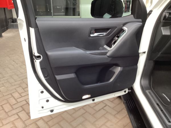 2024-Toyota-Land-Cruiser-300-V6-33-D-GR-S image:18