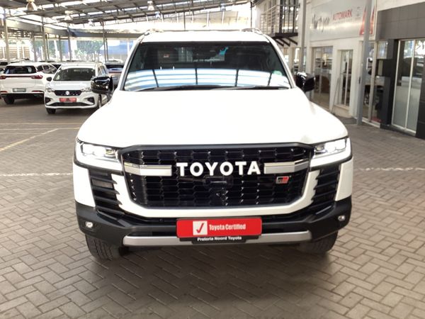 2024-Toyota-Land-Cruiser-300-V6-33-D-GR-S image:3