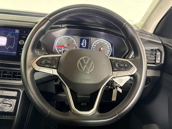 2021-Volkswagen-T-Cross-10-TSI-Comfortline image:9