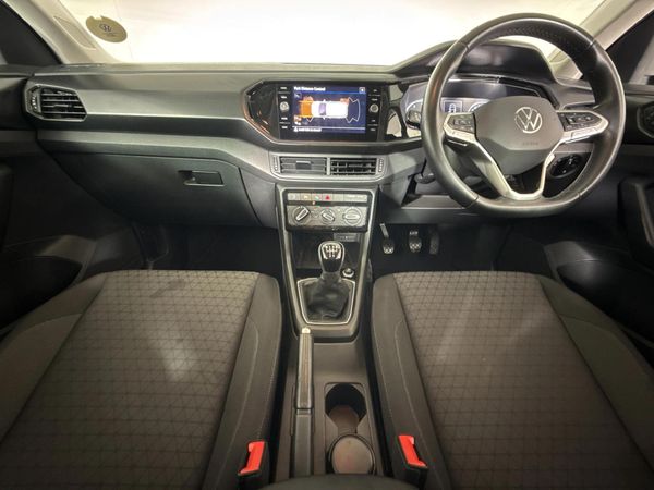 2021-Volkswagen-T-Cross-10-TSI-Comfortline image:1