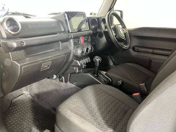 2022-Suzuki-Jimny-15-GLX-Auto image:6