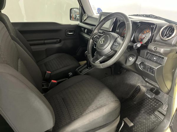2022-Suzuki-Jimny-15-GLX-Auto image:7
