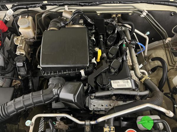 2022-Suzuki-Jimny-15-GLX-Auto image:8