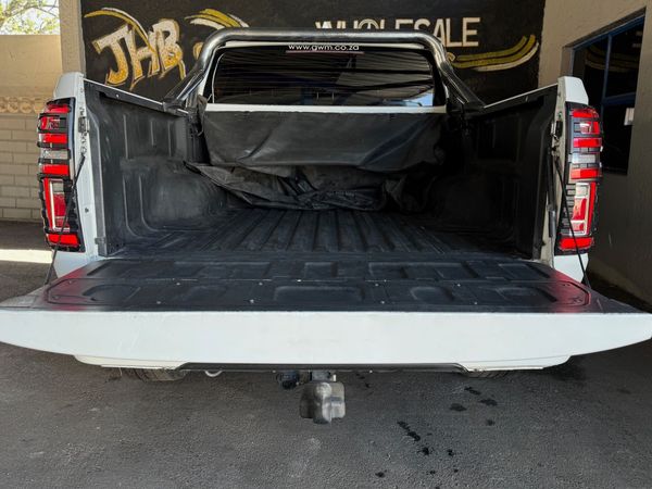 2021-GWM-P-Series-20TD-LT-Auto-Double-Cab-Black-EditionFSH-Agent image:6