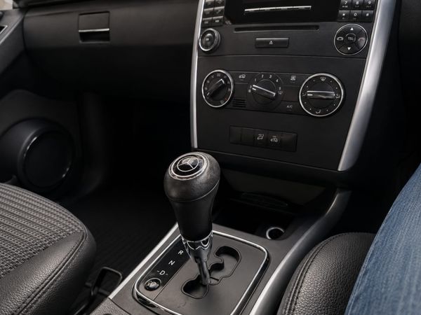 2009-Mercedes-Benz-B-Class-B-200-Turbo-Auto image:6