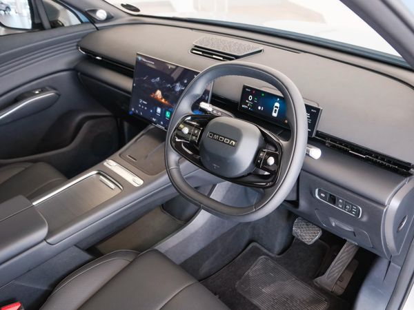 2026-Omoda-C7-16T-Elegance image:17
