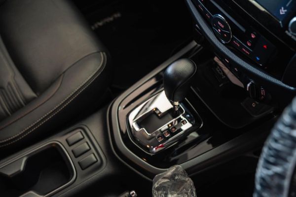 2021-Nissan-Navara-25-DDTi-PRO-4X-4X4-Auto-Double-Cab image:10
