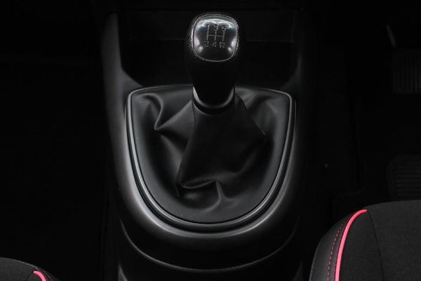 2023-Hyundai-Grand-i10-10-Motion image:18