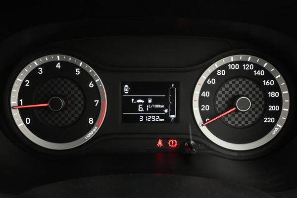 2023-Hyundai-Grand-i10-10-Motion image:19