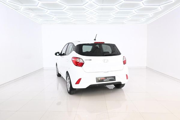 2023-Hyundai-Grand-i10-10-Motion image:4