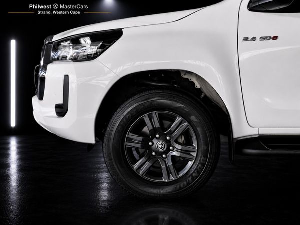 2024-Toyota-Hilux-24-GD-6-Raised-Body-Raider-Extended-Cab image:30