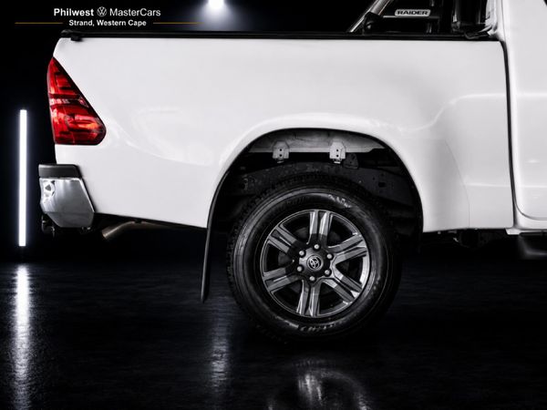 2024-Toyota-Hilux-24-GD-6-Raised-Body-Raider-Extended-Cab image:31