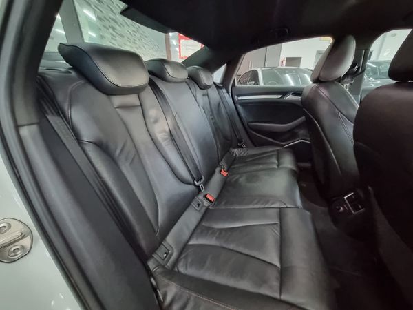 2016-Audi-S3-Sedan-quattro-Auto image:14