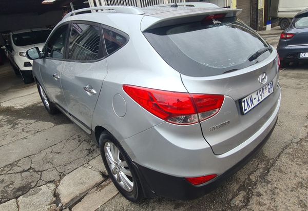 2010-Hyundai-ix35-24-GLS-Elite-AWD-Auto image:6