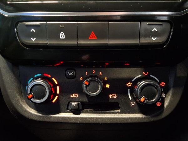 2022-Renault-Kwid-10-Dynamique-Auto image:16