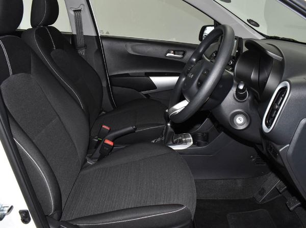 2022-Kia-Picanto-10-Street-Auto image:11