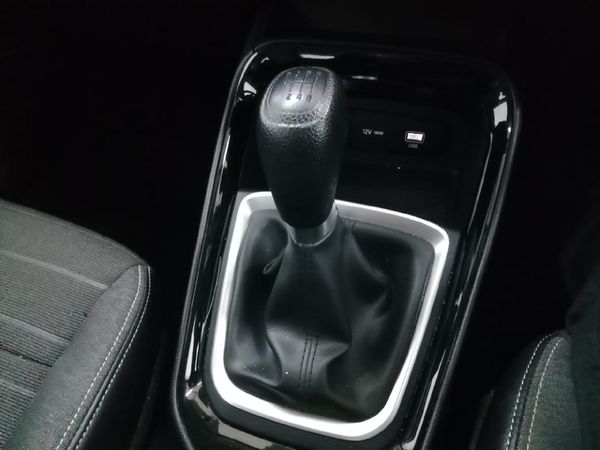 2024-Kia-Sonet-15-LX image:15