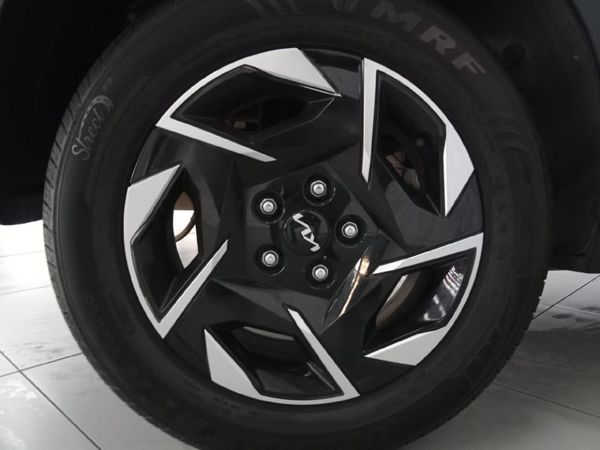 2024-Kia-Sonet-15-LX image:17
