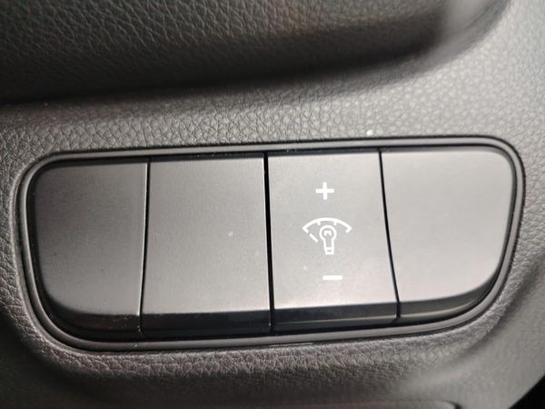 2023-Kia-Seltos-15D-EX-Auto image:23
