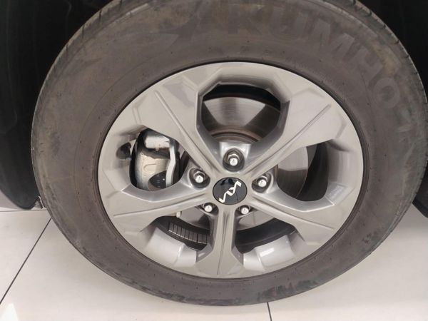 2023-Kia-Seltos-15D-EX-Auto image:5