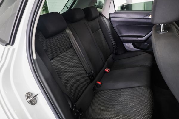2024-Volkswagen-Polo-10-TSI image:13