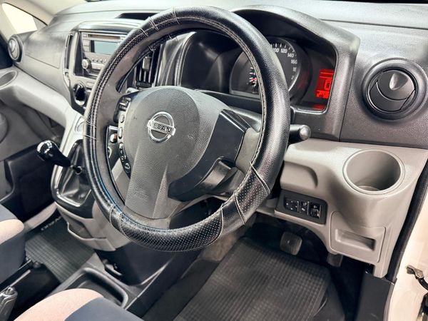 2016-Nissan-NV200-15-dCi-Visia-7-seat image:6