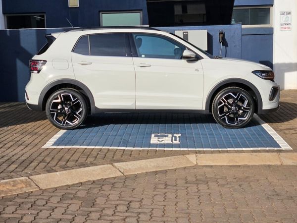 2026-Volkswagen-T-Cross-10-TSI-R-Line-Auto image:3