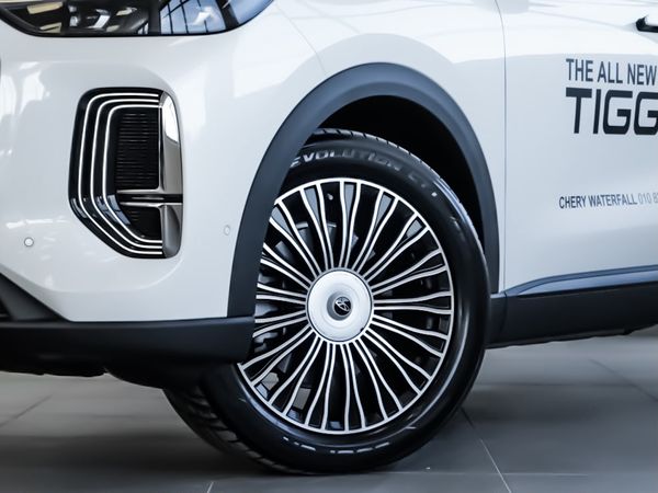2026-Chery-Tiggo-9-15T-CSH-Vanguard-AWD-Phev image:2