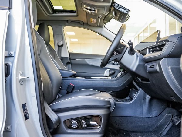 2026-Chery-Tiggo-Cross-15-HEV-Elite-DHT image:14