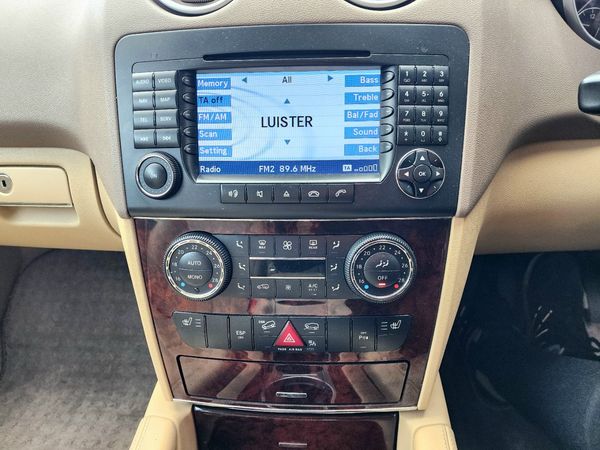 2007-Mercedes-Benz-ML-500-Auto image:10