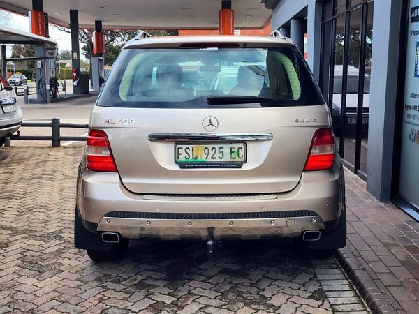 2007-Mercedes-Benz-ML-500-Auto image:4