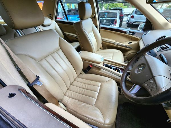 2007-Mercedes-Benz-ML-500-Auto image:6