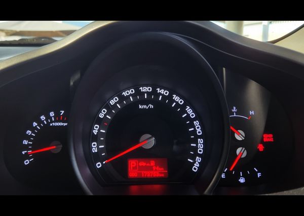 2012-Kia-Sportage-20-Auto image:14