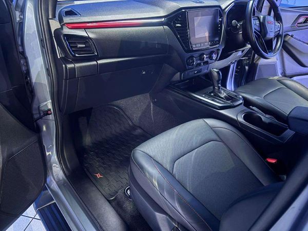 2025-Isuzu-D-Max-19-DDI-HR-X-Rider-Auto-Double-Cab image:18