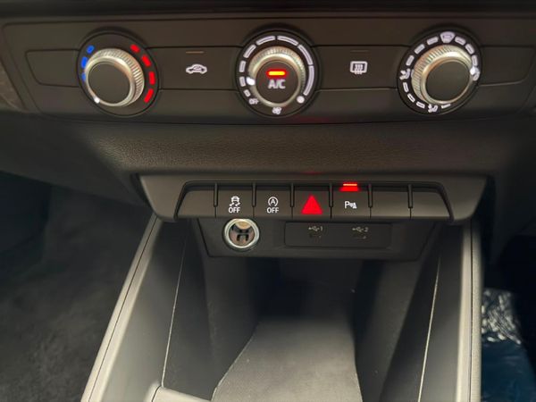 2025-Audi-A1-Sportback-30-TFSI-Advanced-S-Tronic image:7