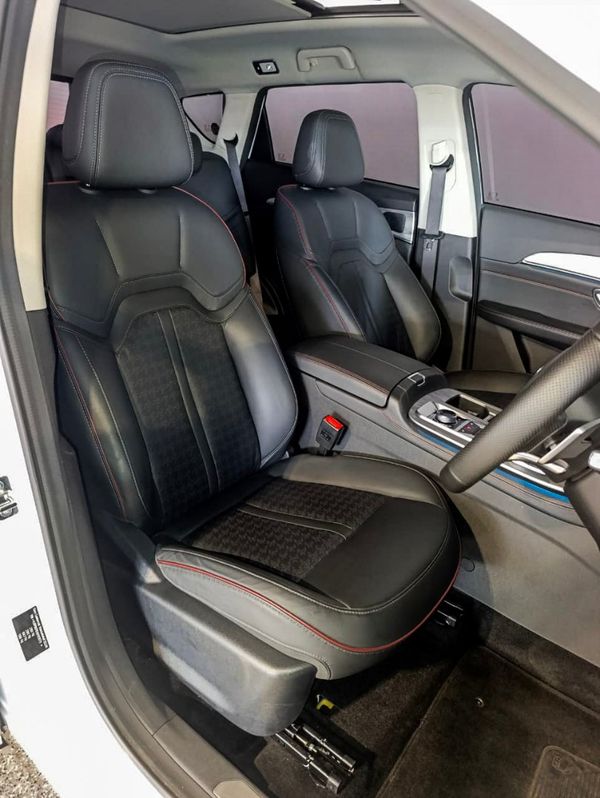 2025-Jetour-X70-Plus-15T-Deluxe image:14