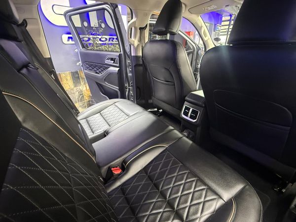 2024-GWM-P-Series-PV-20-TD-LS-Auto-Double-Cab-Black-Edition image:14