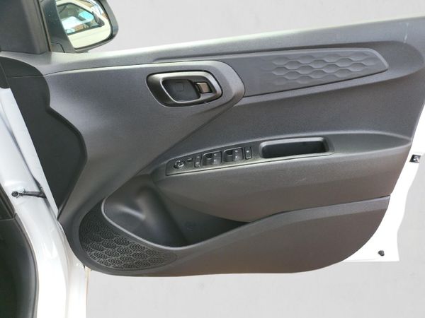 2026-Hyundai-Grand-i10-10-Motion image:13