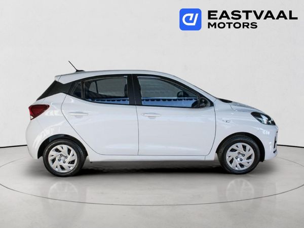 2026-Hyundai-Grand-i10-10-Motion image:7