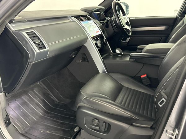 2022-Land-Rover-Discovery-30-TD-SE-R-Dynamic-D300 image:8